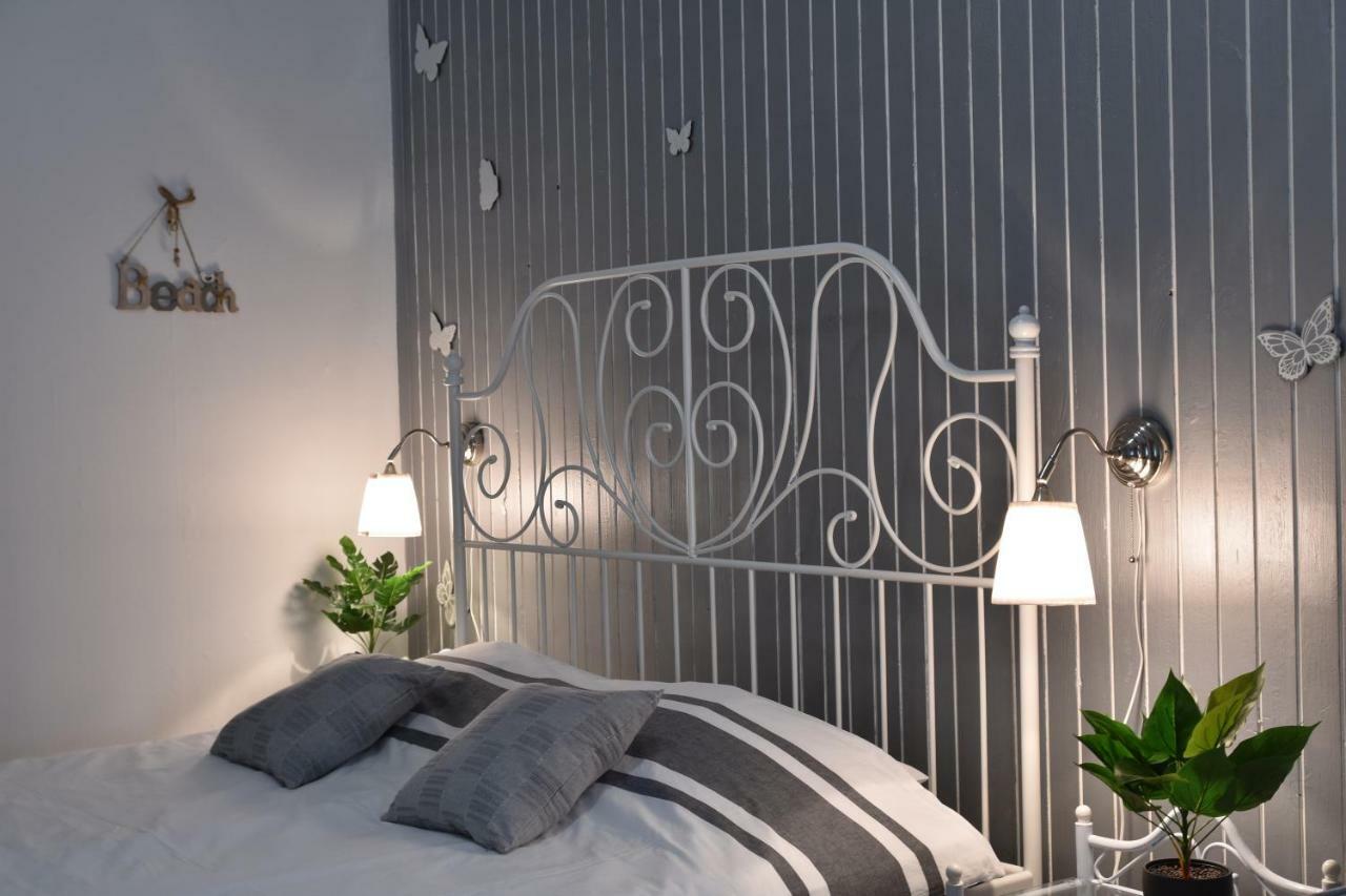 Studio Apartment Lumen Пула Екстериор снимка